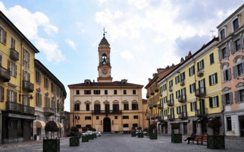 Comune di Ivrea: bandi per 4 posti a tempo indeterminato, scadenza il 4 aprile 2026